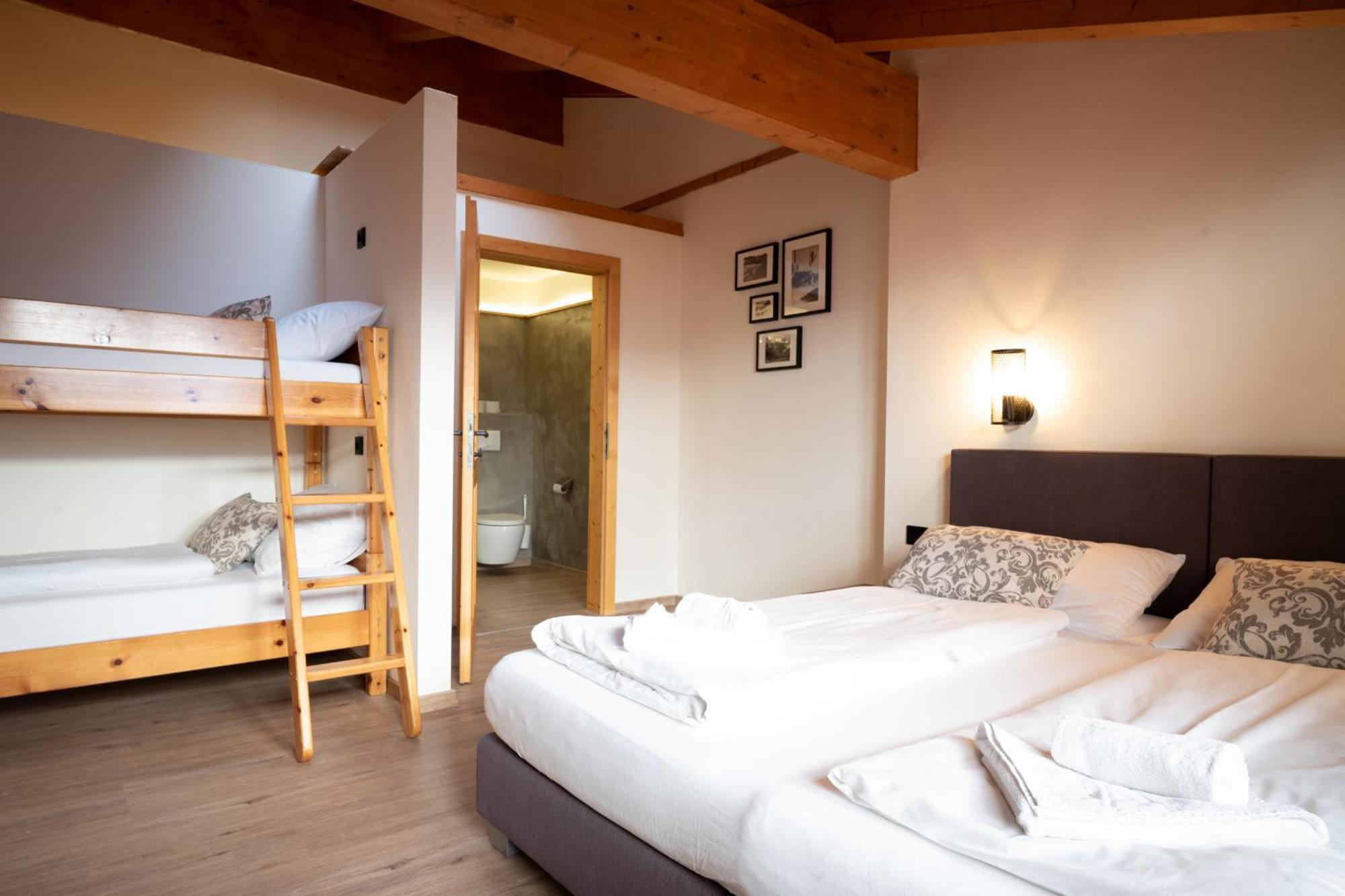Landhaus Lodges Kaprun By We Rent Pokój zdjęcie