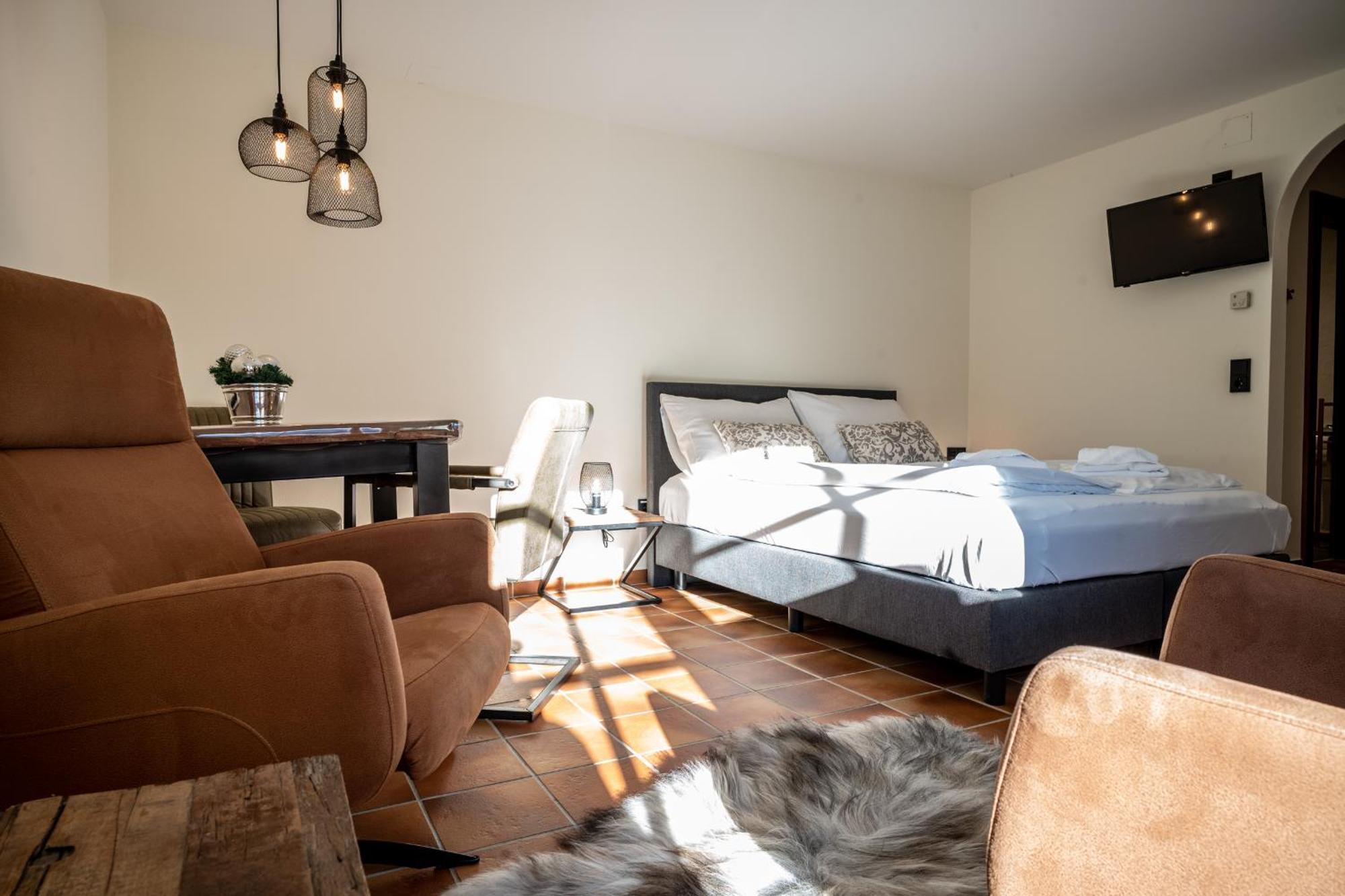 Landhaus Lodges Kaprun By We Rent Pokój zdjęcie